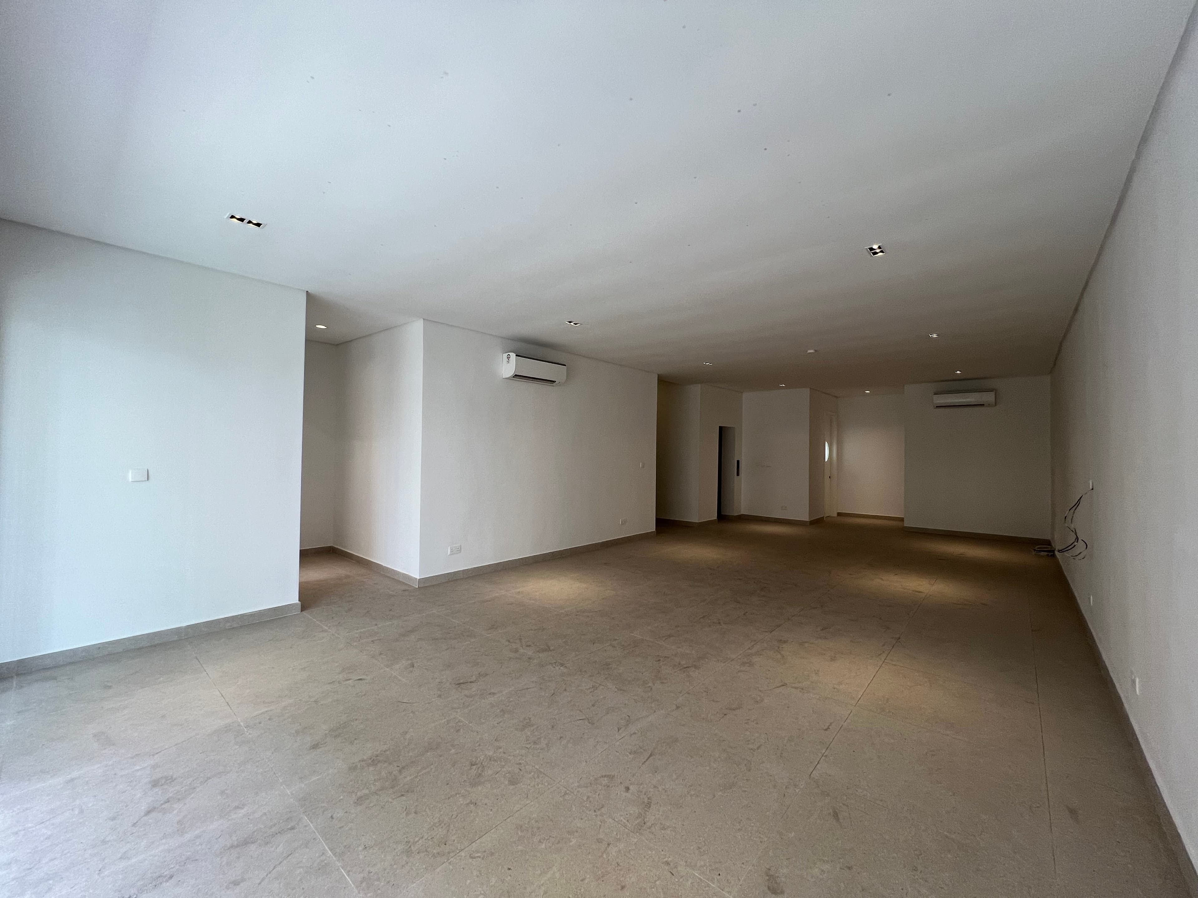 Gallery image - 6